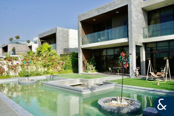 LARGE PLOT | GOLF VIEW | VOT | VIEWING POOL